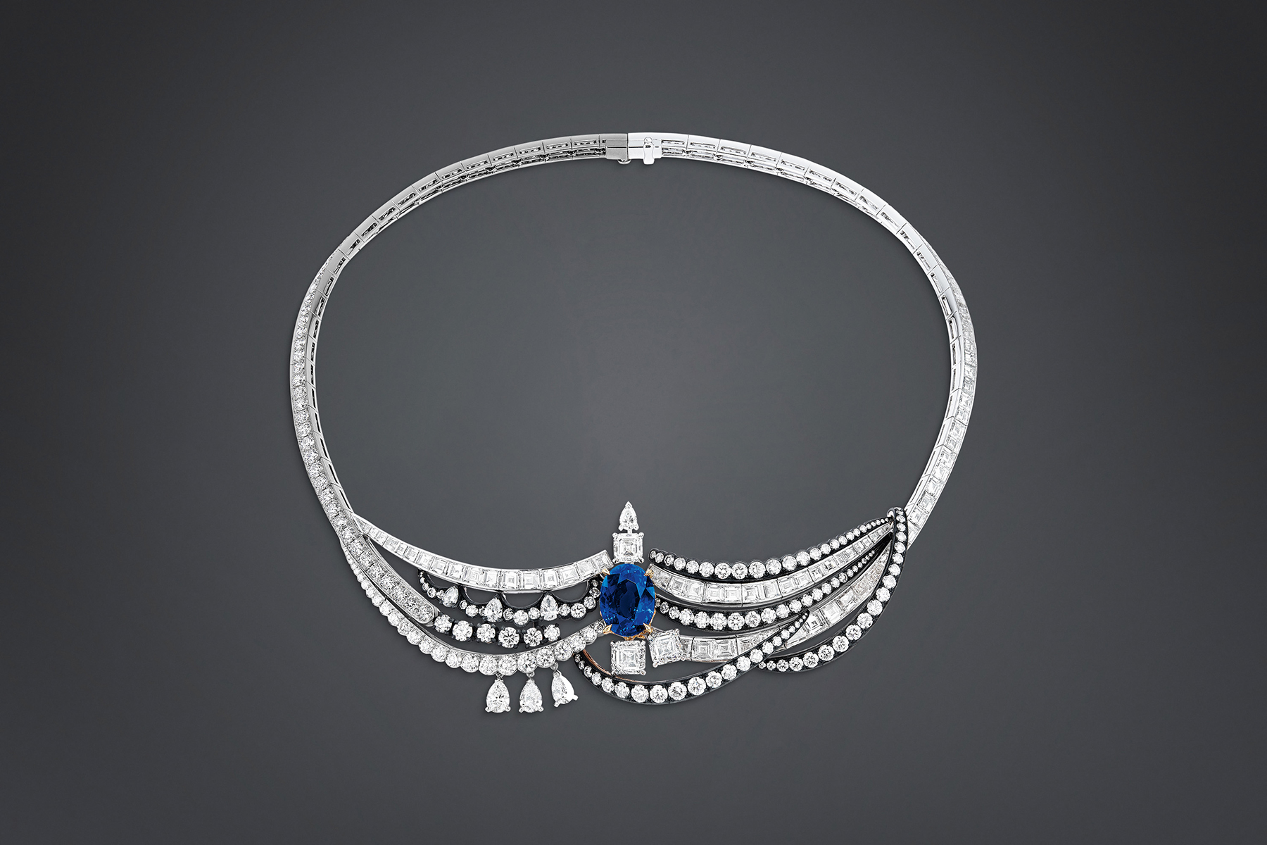 DIOR À VERSAILLES "CHAMBRE DU ROI" NECKLACE