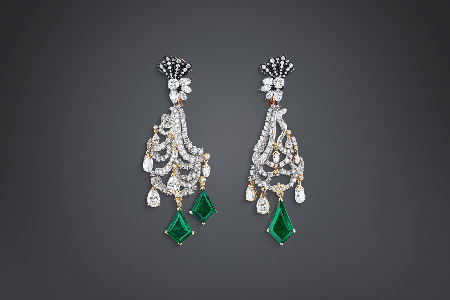 DIOR À VERSAILLES "SALON DE MARS PAMPILLE" EARRINGS