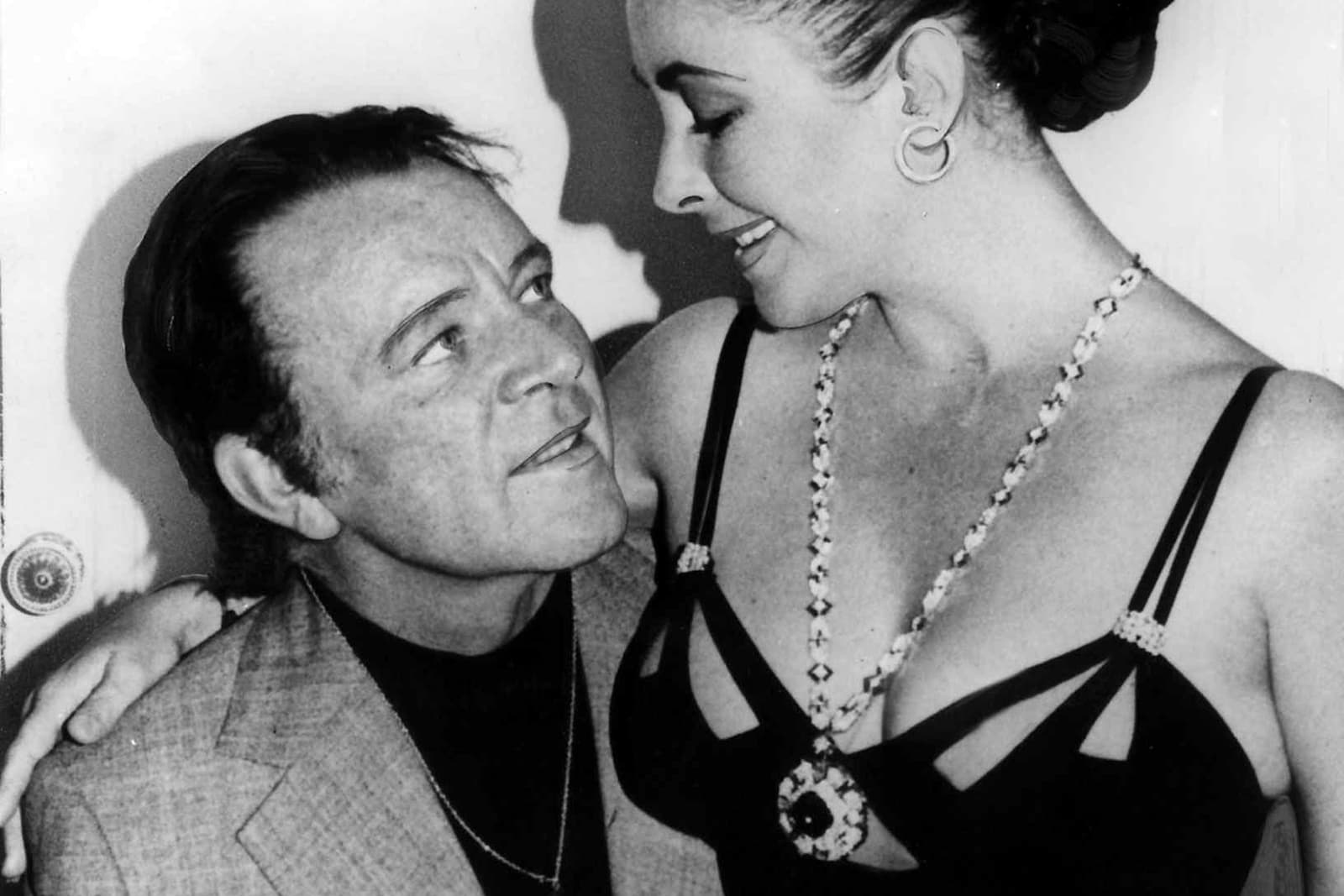 "The only word Elizabeth knows in Italian is Bulgari", quipped Richard Burton when asked about Elizabeth Taylor's love of the house's flamboyant designs