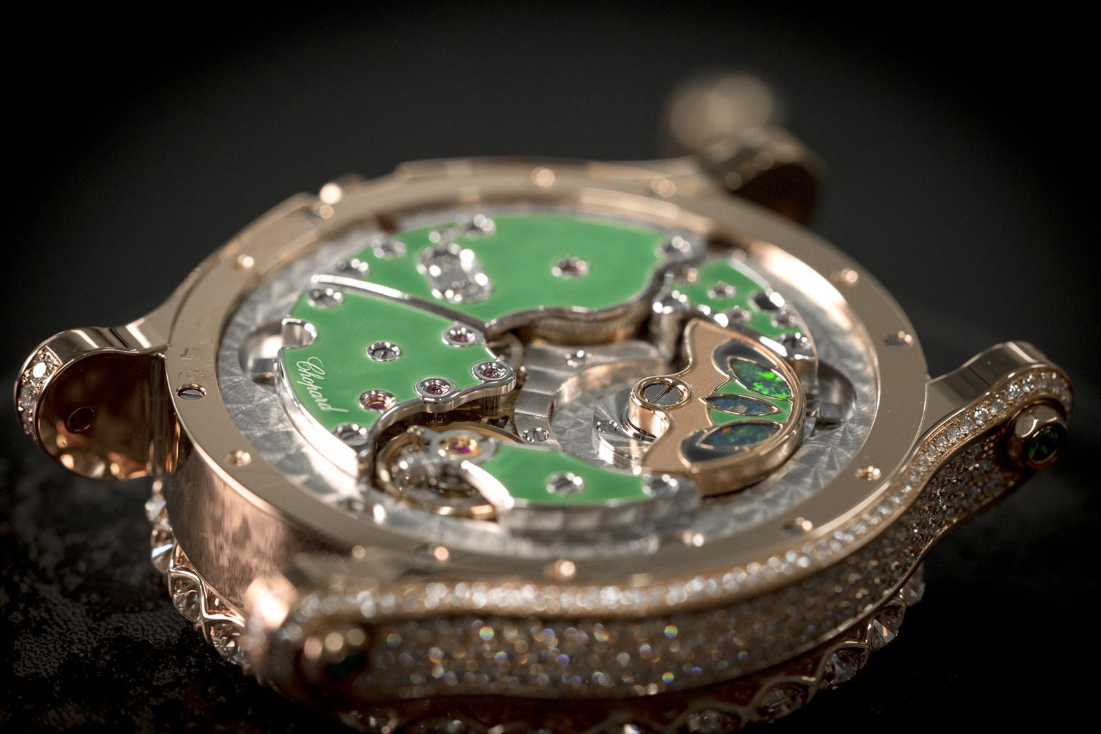 The movement that powers the Chopard Happy Sport Metiers d'Art Sea Turtle watch