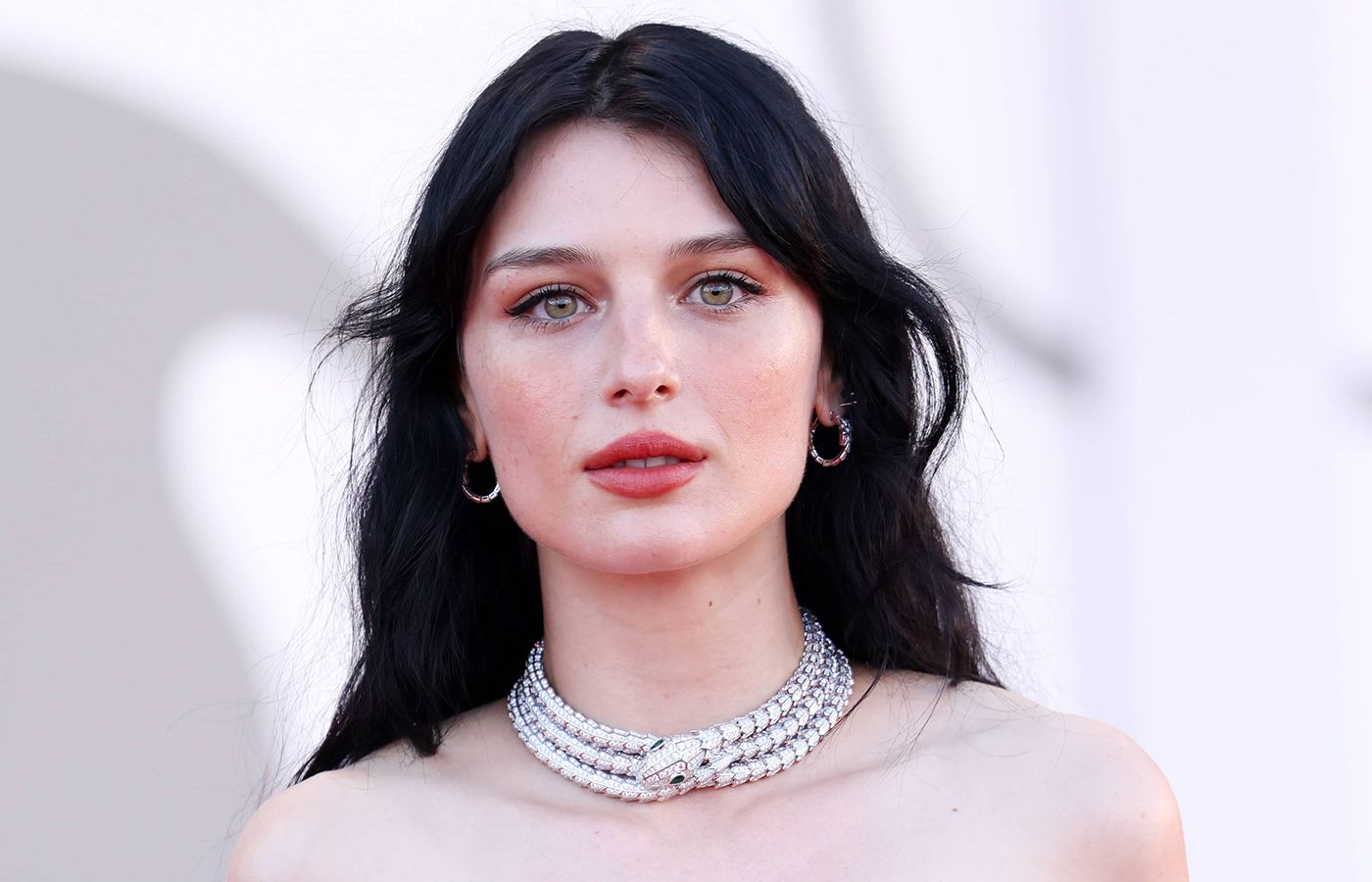  Italian actress Alice Pagani in a Bulgari Serpenti diamond necklace at the 2022 Venice International Film Festival 