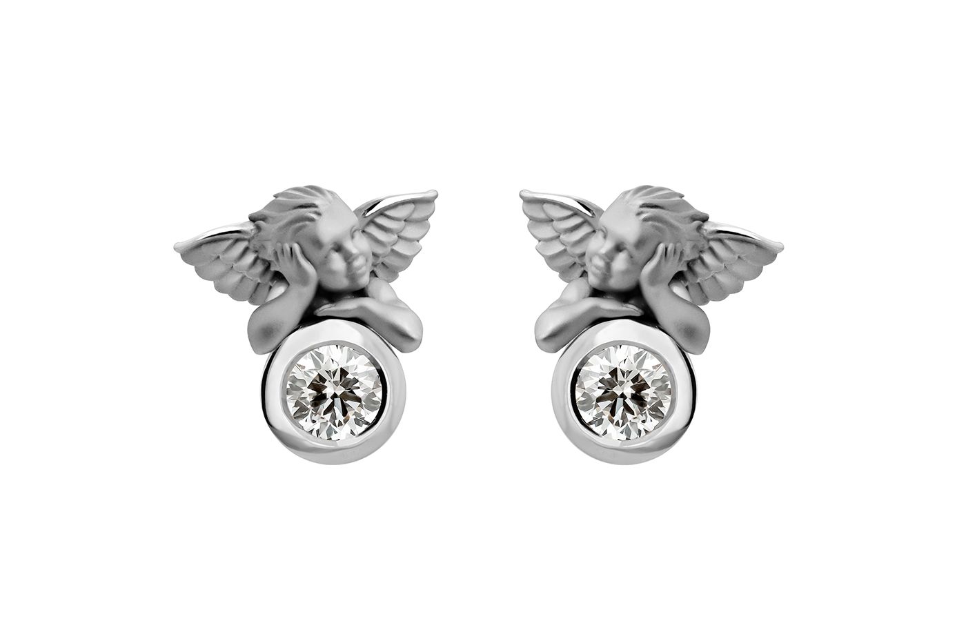 Carrera y Carrera bezel-set round brilliant-cut diamond earrings with 18k white gold cherubs from the My Angel collection