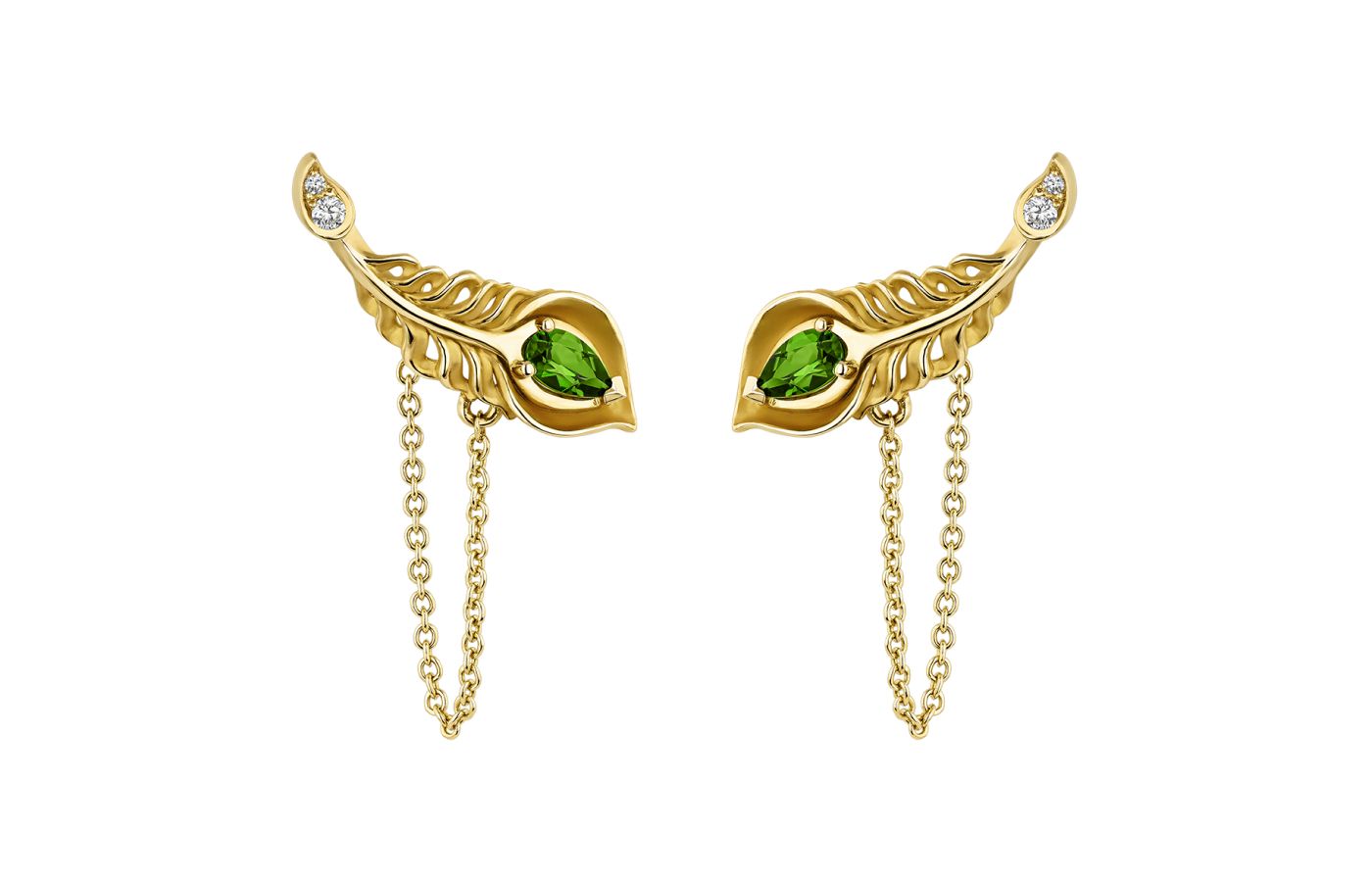 Carrera y Carrera Mistral earrings from the Origen collection with diopsites and diamonds in 18k yellow gold