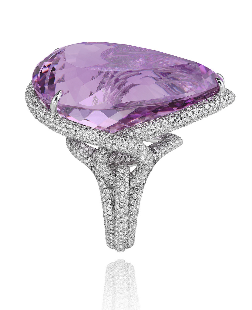 Ring from the Red Carpet Collection in 18ct white gold set with a pear-shaped kunzite (65cts) and diamonds